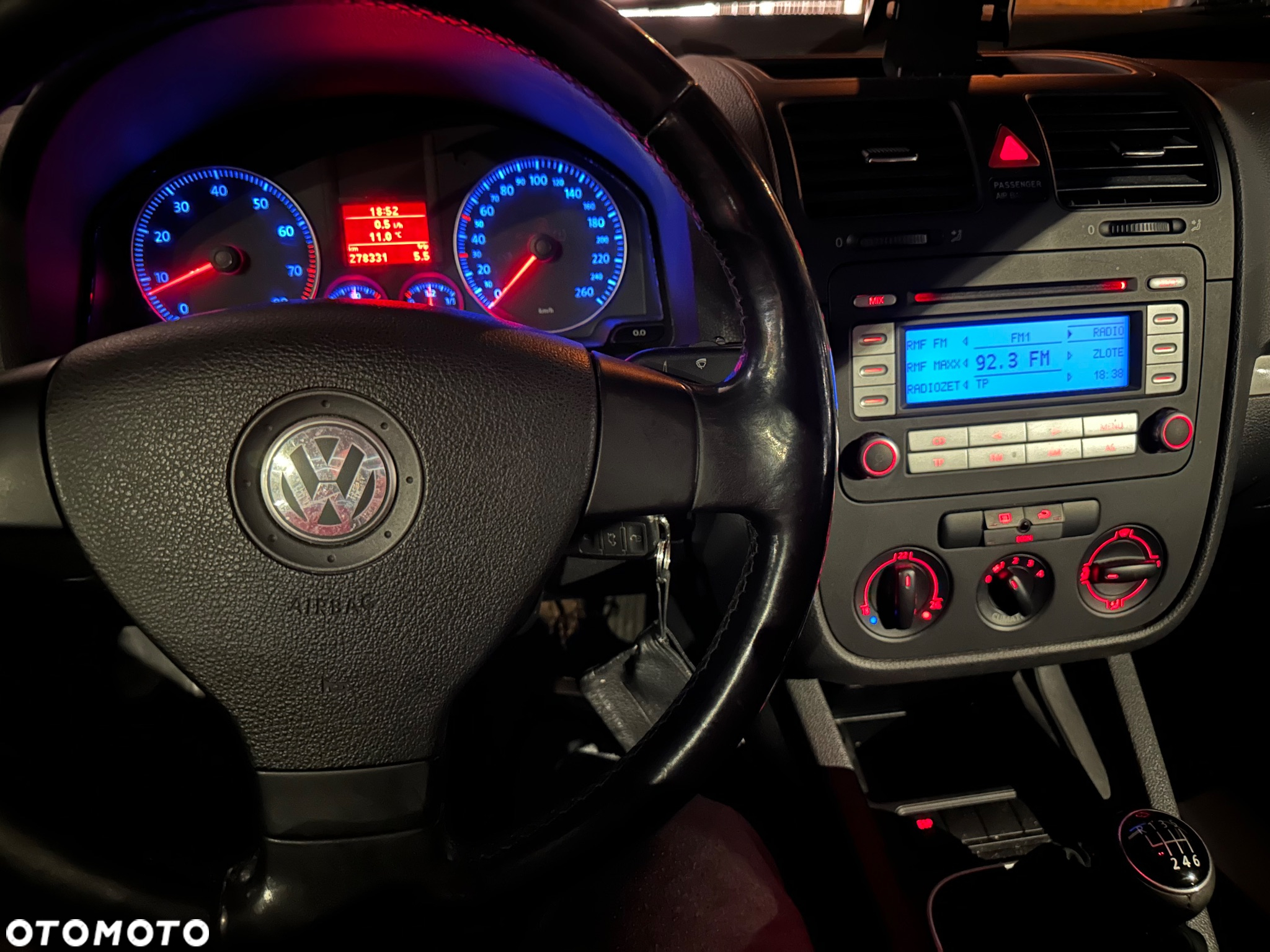 Volkswagen Golf 1.4 TSI Tour - 5