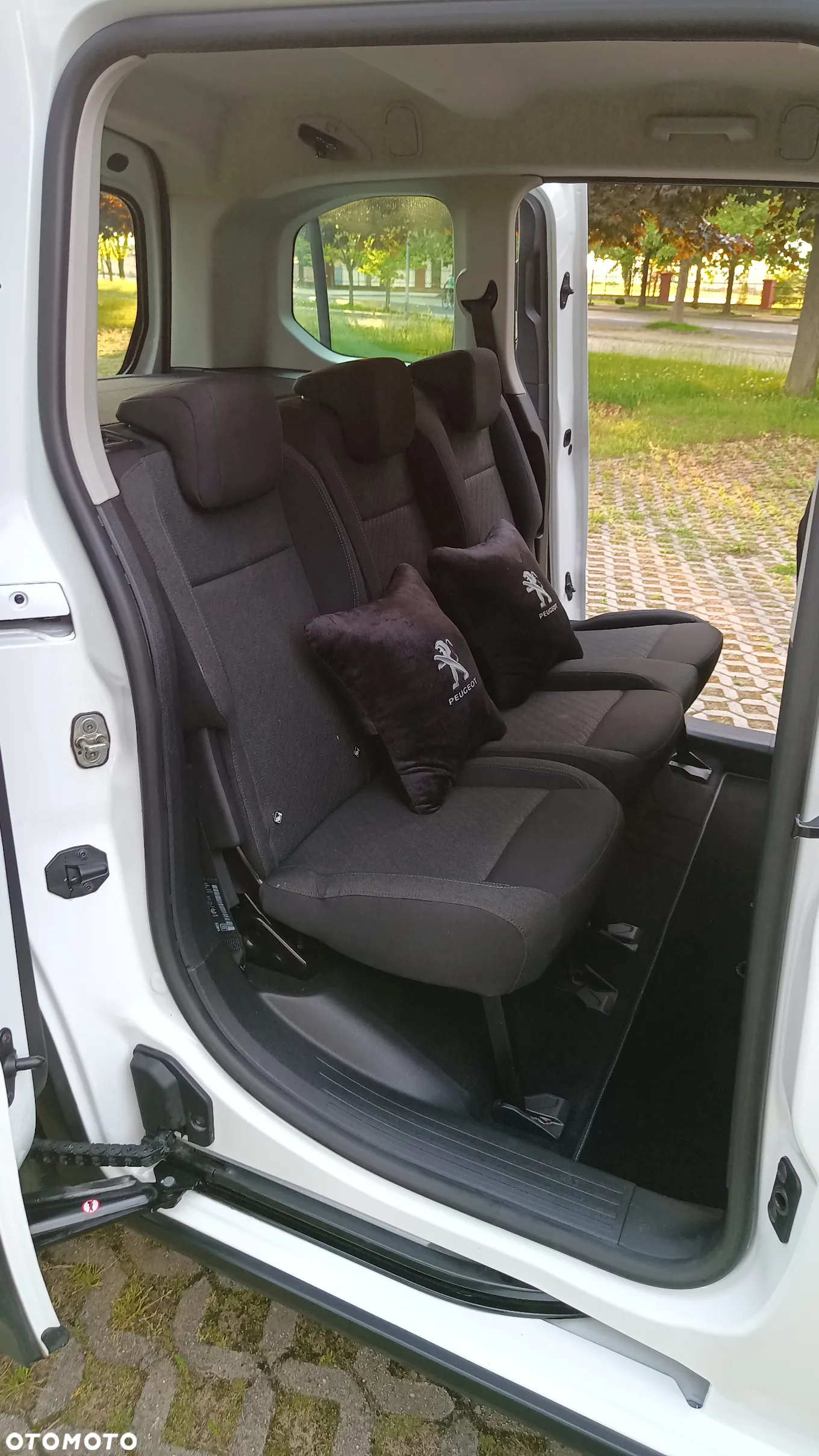 Peugeot Rifter 1.5 BlueHDI Allure S&S - 16