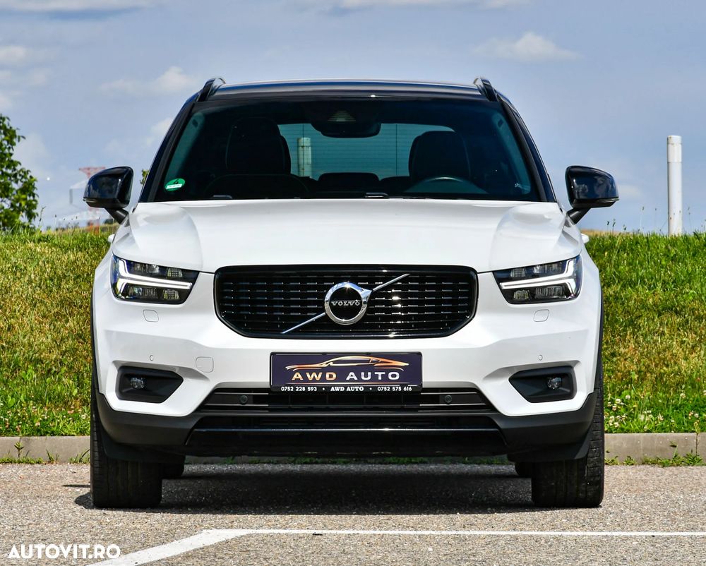 Volvo XC 40 D4 AWD Geartronic R-Design - 29