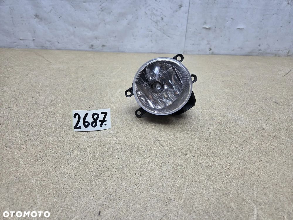 Toyota Yaris, auris, Avensis, Aygo X,Corolla halogen prawy 81210-02110 - 1