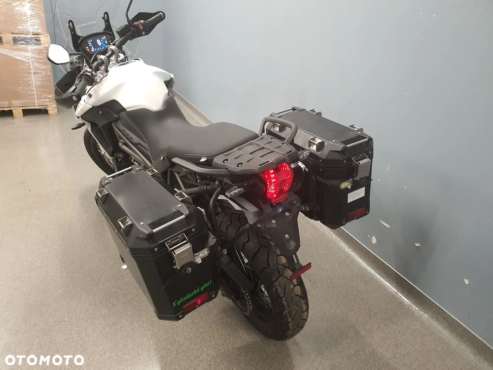 Triumph Tiger - 8