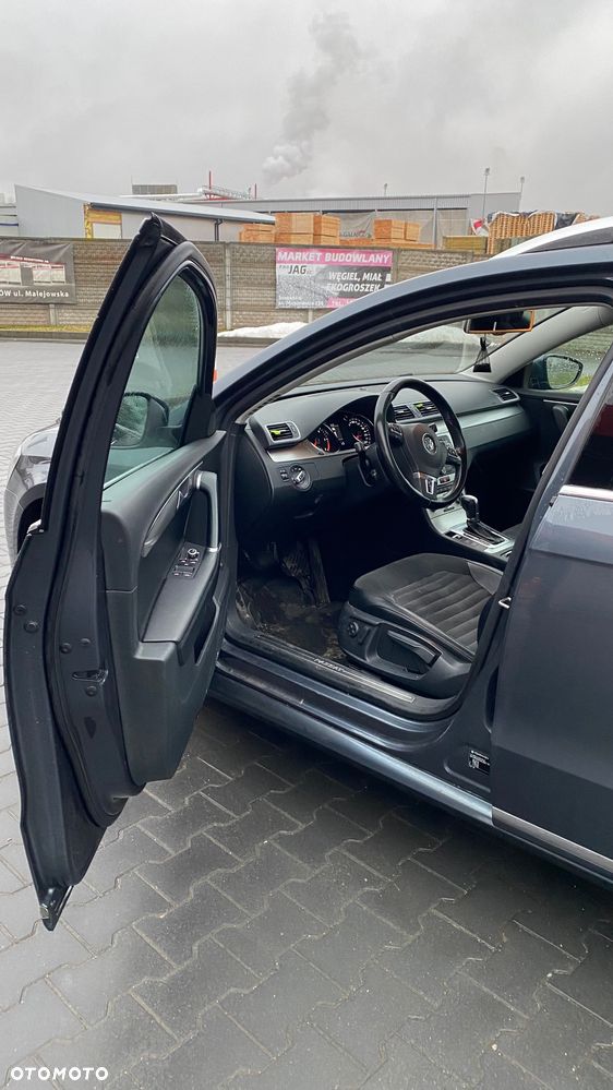Volkswagen Passat - 15