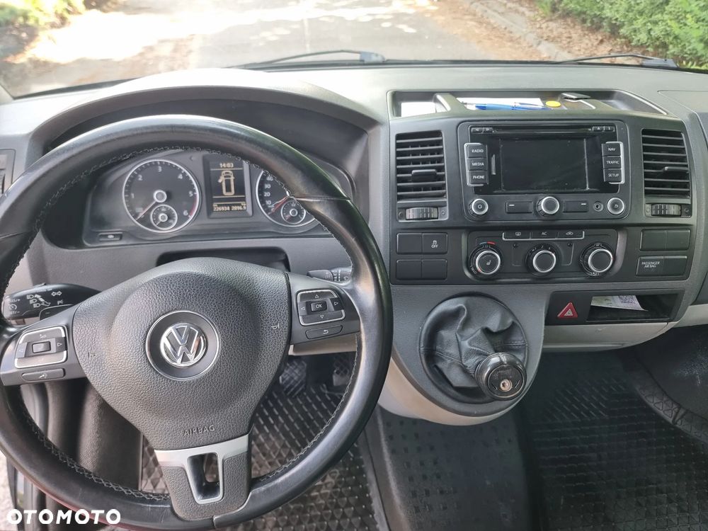 Volkswagen Transporter T5 - 11