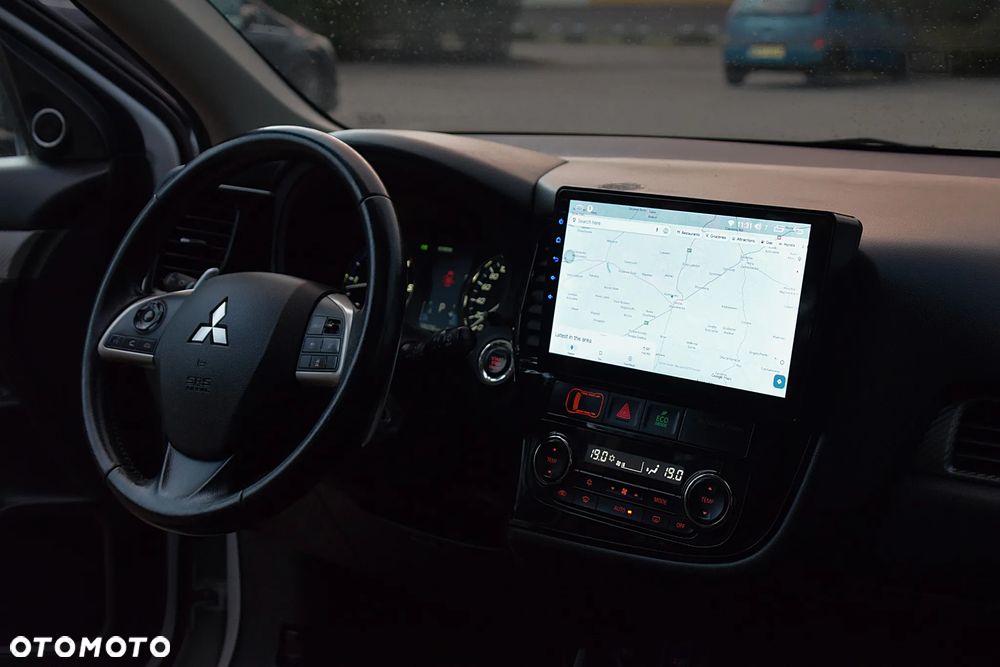 Mitsubishi Outlander 2.2 DI-D 4WD Automatik Diamant Edition+ - 40