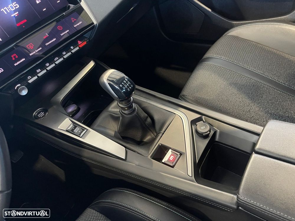 Peugeot 308 - 13