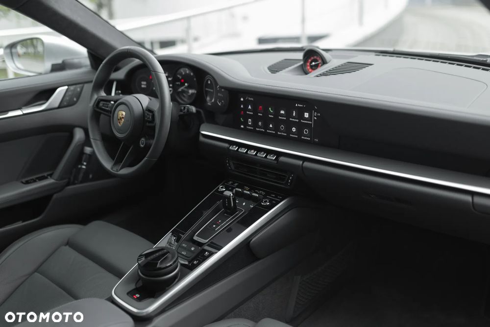 Porsche 911 Carrera S - 19