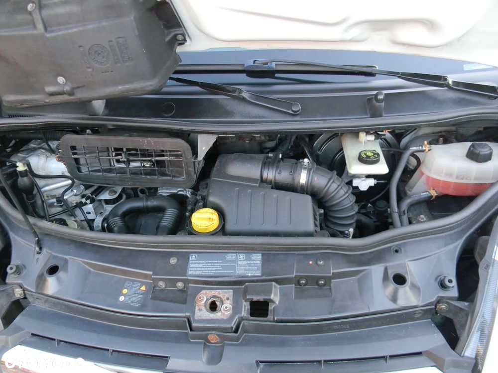 Opel Vivaro - 15