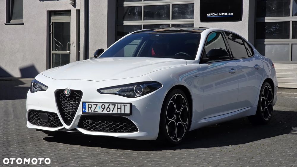 Alfa Romeo Giulia 2.0 Turbo 16V AT8 Veloce Ti - 4