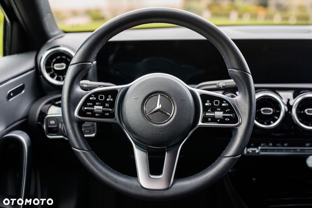 Mercedes-Benz Klasa A 200 7G-DCT - 15