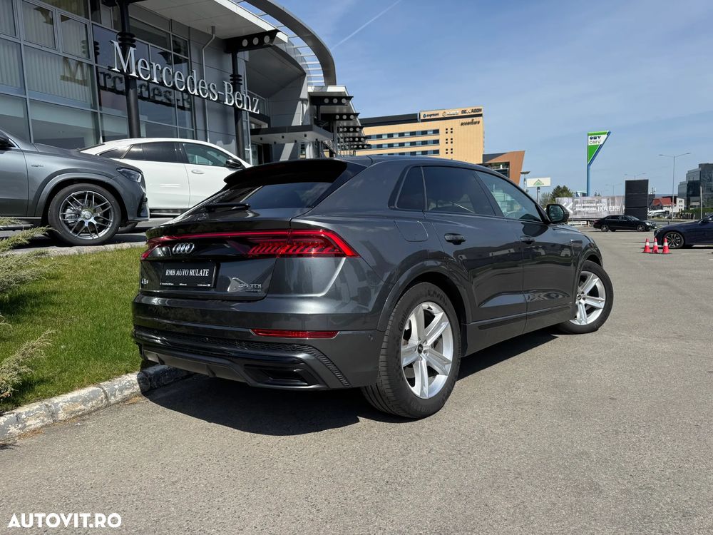 Audi Q8 45 TDI quattro Tiptronic - 2