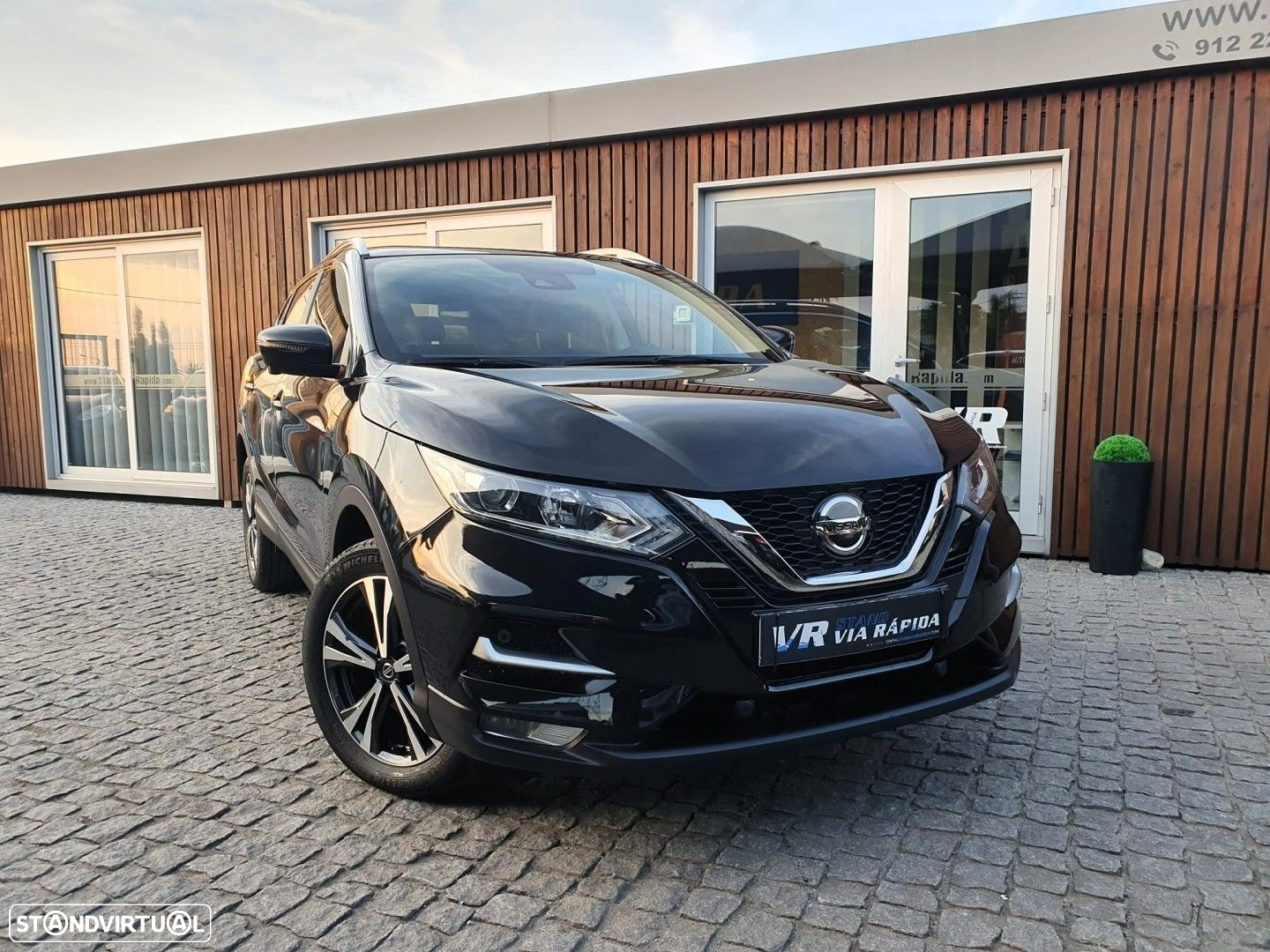 Nissan Qashqai 1.3 DIG-T N-Connecta J18 - 20