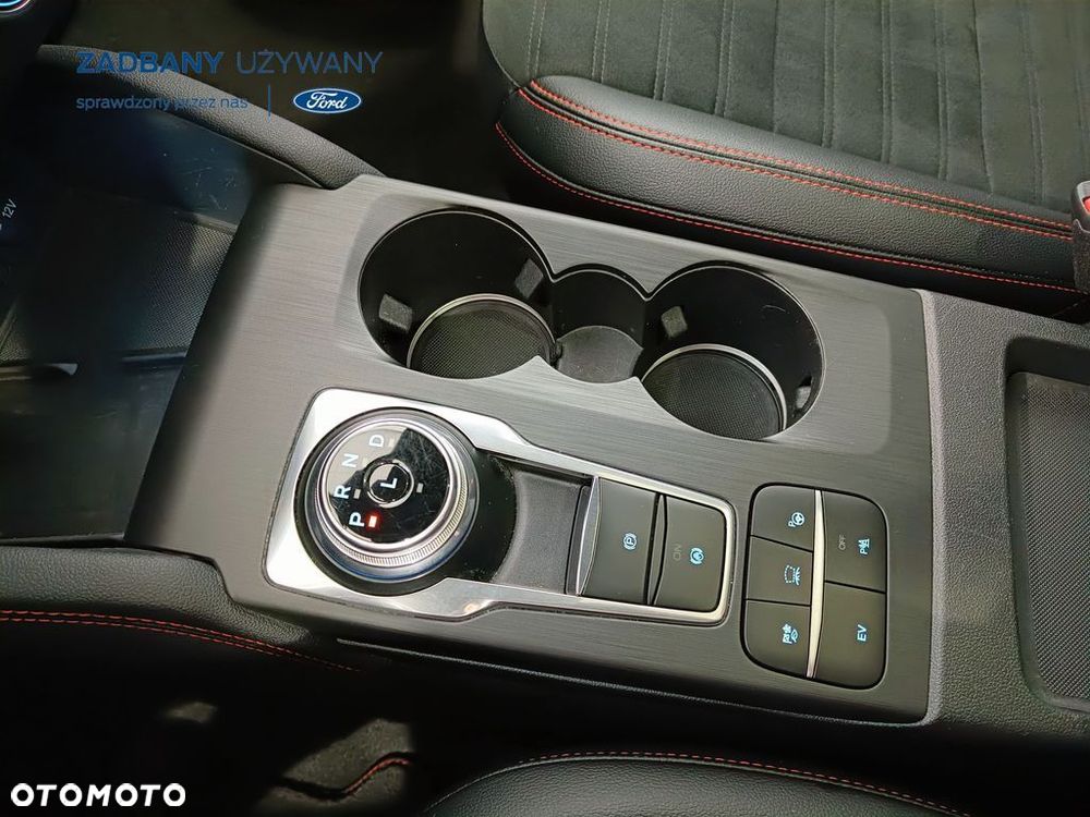 Ford Kuga 2.5 Duratec PHEV ST-LINE X - 27