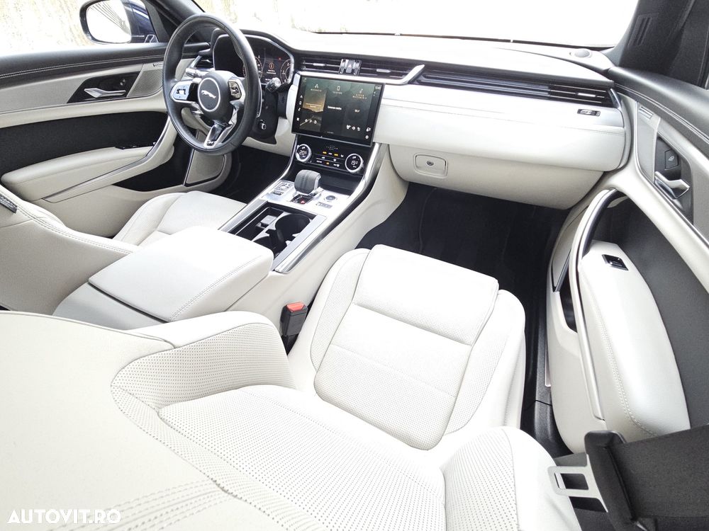 Jaguar XF D200 AWD R-Dynamic SE - 3