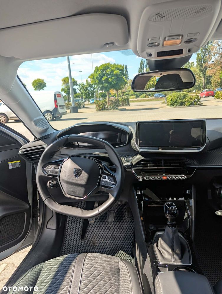 Peugeot 208 1.2 T Allure S&S - 5