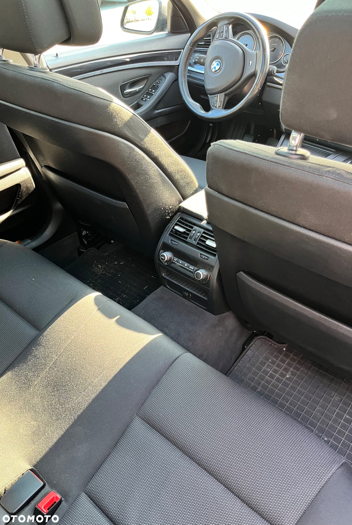 BMW Seria 5 520d Touring - 12