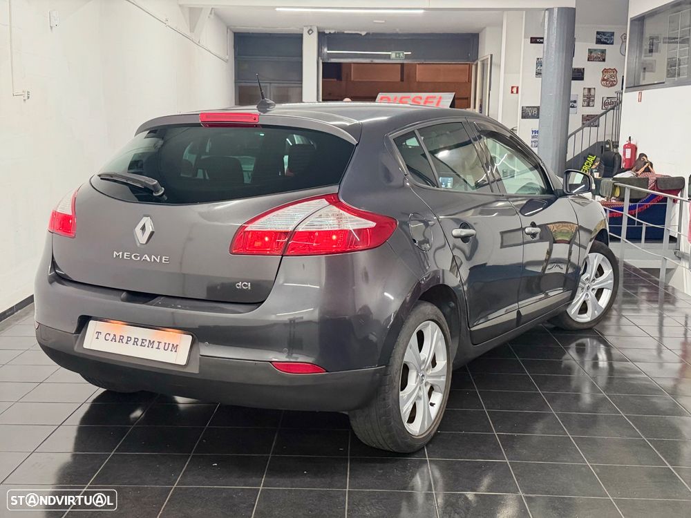 Renault Mégane 1.5 dCi Dynamique S - 5