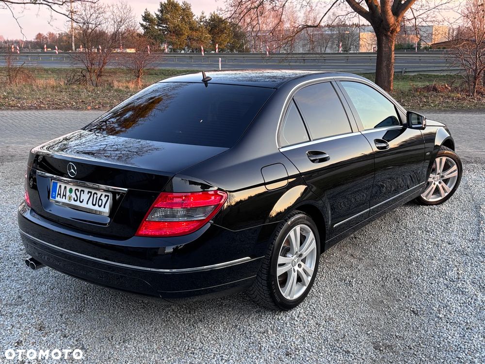 Mercedes-Benz Klasa C 180 Kompressor Avantgarde - 27
