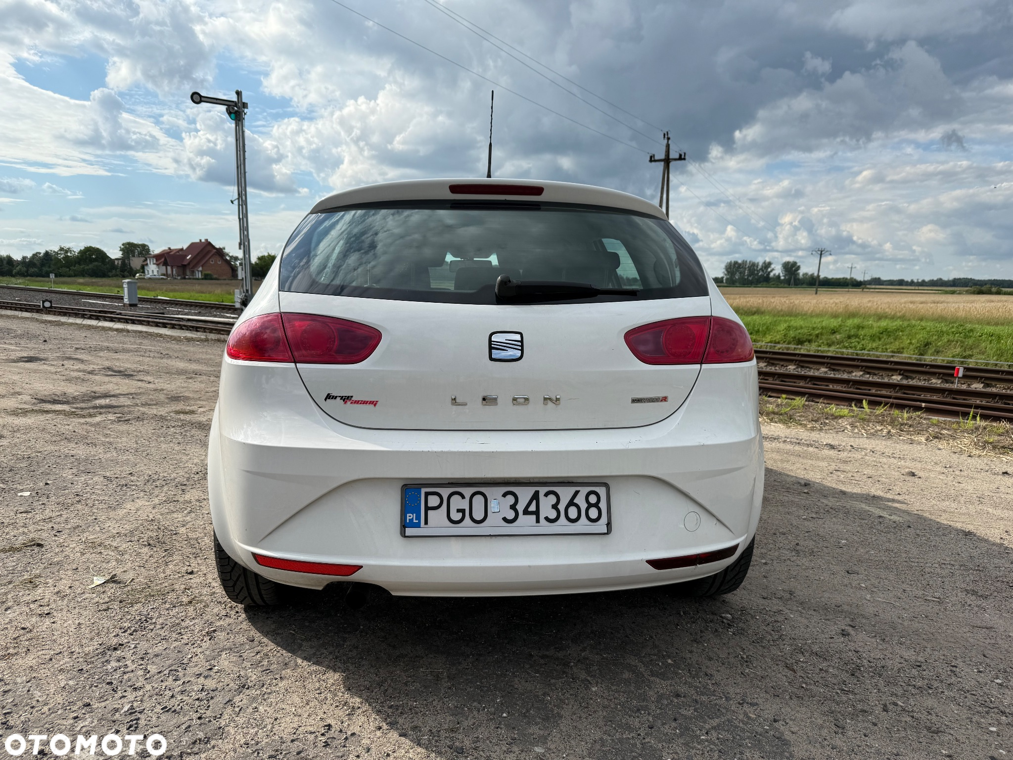 Seat Leon 1.9 TDI Spirit Turbo R - 4