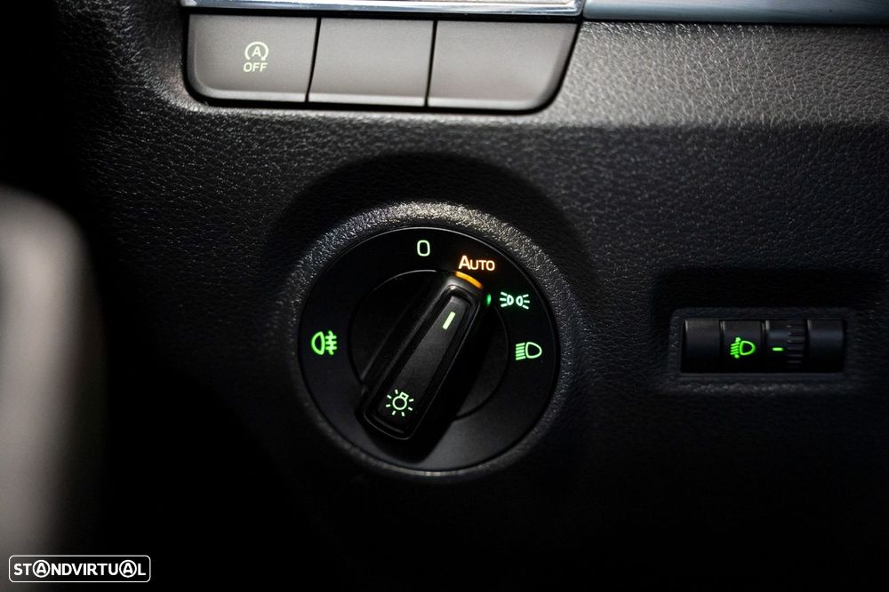 Skoda Fabia 1.0 TSI Ambition - 10