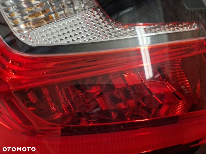 renault twingo 3 iii lift lampa lewy tył lewa tylna - 2