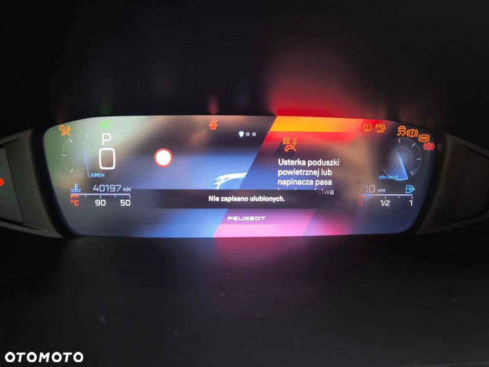 Peugeot 408 1.2 PureTech Allure S&S EAT8 - 11
