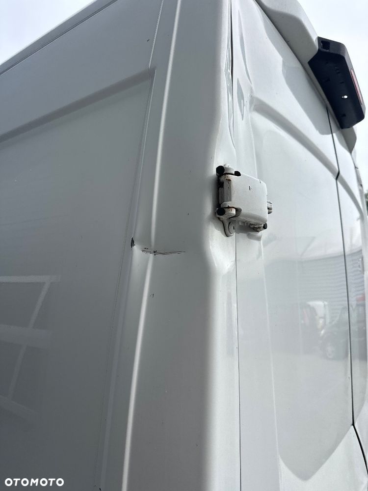 Iveco DAILY - 21