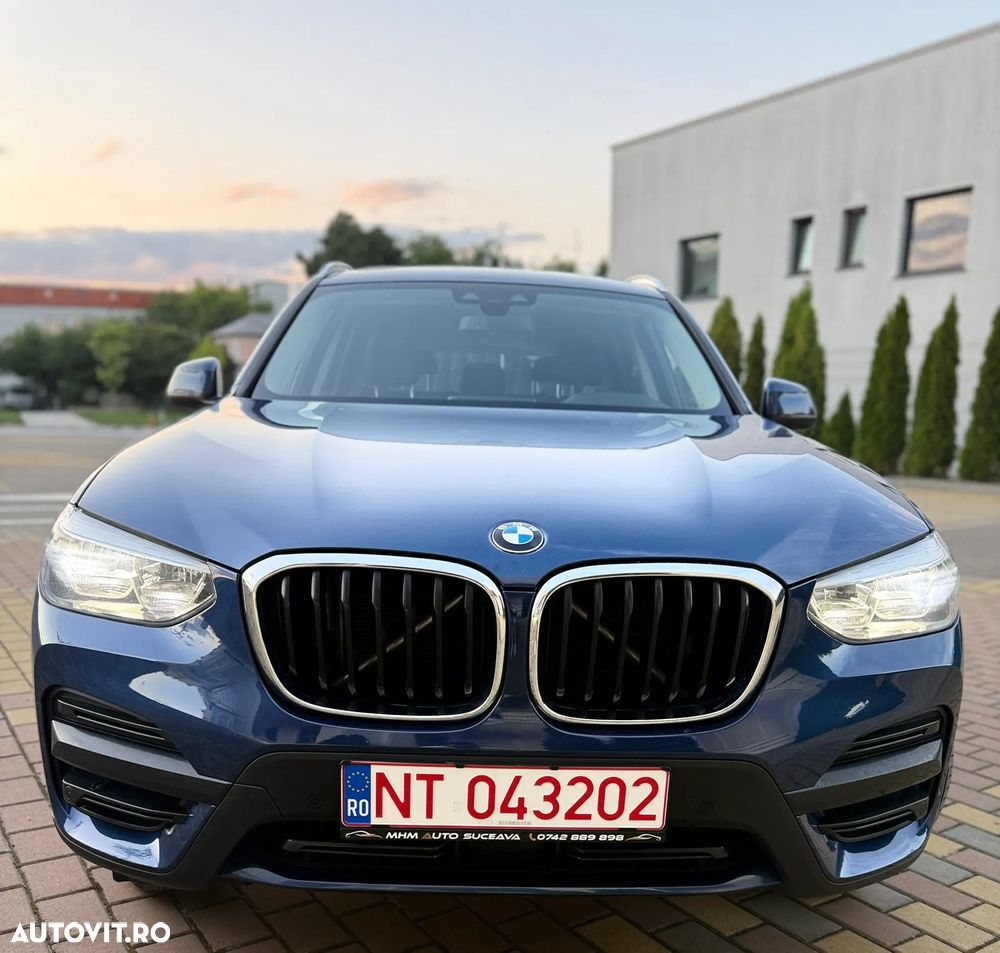 BMW X3 xDrive20d AT xLine - 6