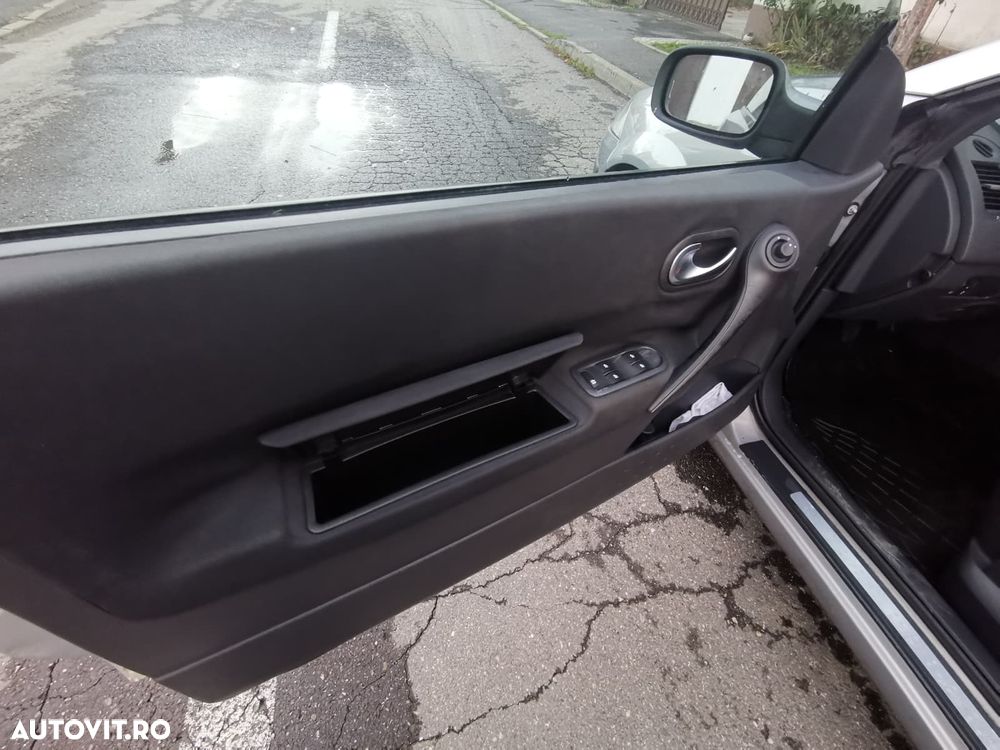 Renault Megane 1.9 dCi Coupe-Cabriolet Confort Dynamique - 12