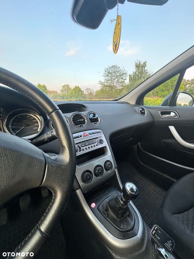 Peugeot 308 2.0 HDi Premium - 5
