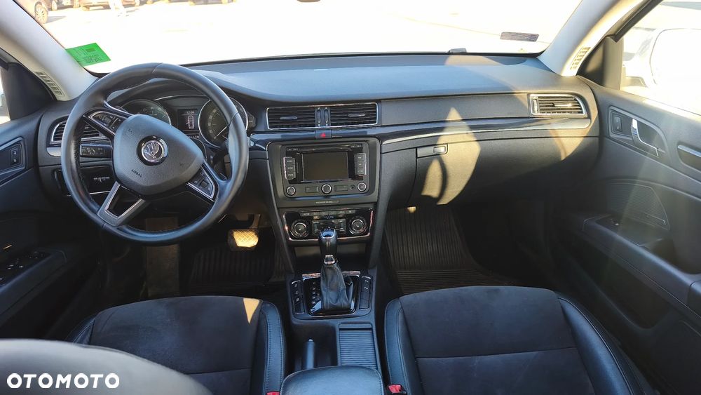 Skoda Superb 2.0 TDI Elegance Outdoor DSG - 3