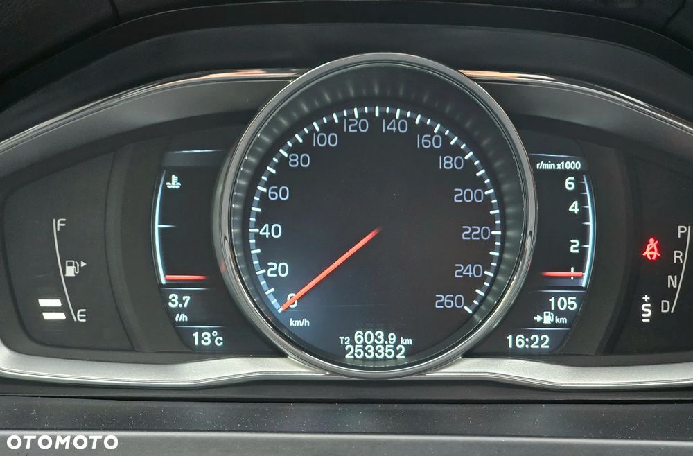 Volvo S60 T3 Summum - 15
