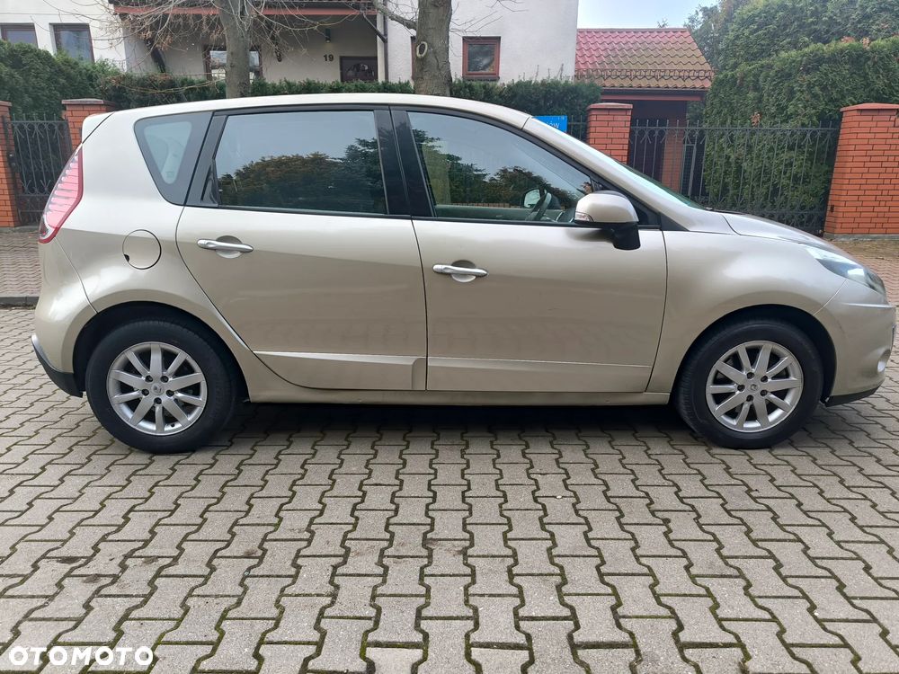 Renault Scenic TCe 130 Dynamique - 9