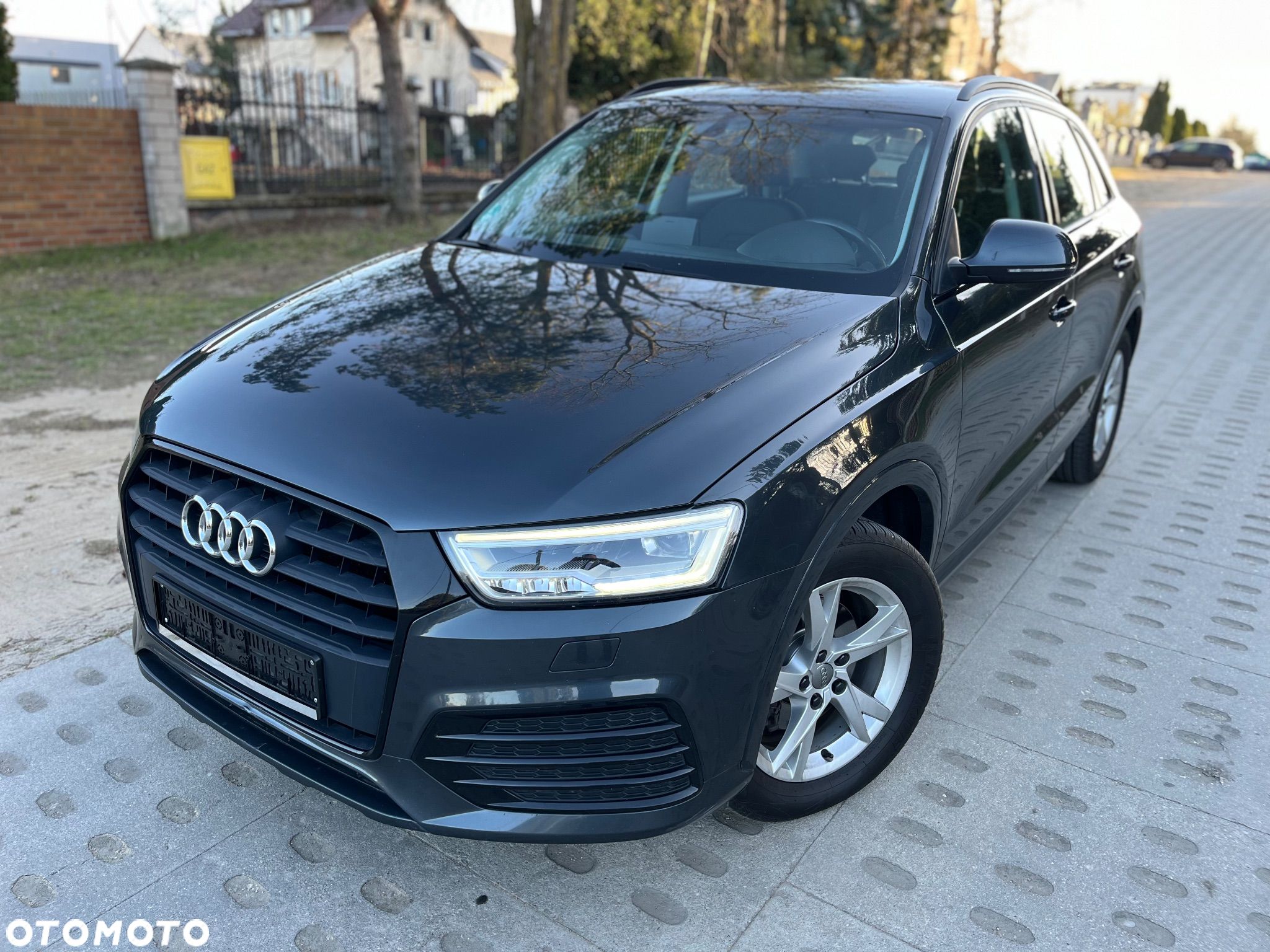 Audi Q3 2.0 TDI - 1