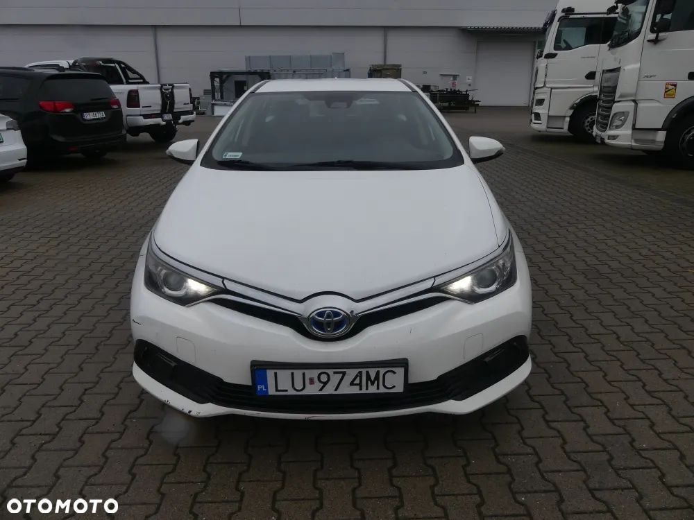 Toyota Auris - 2