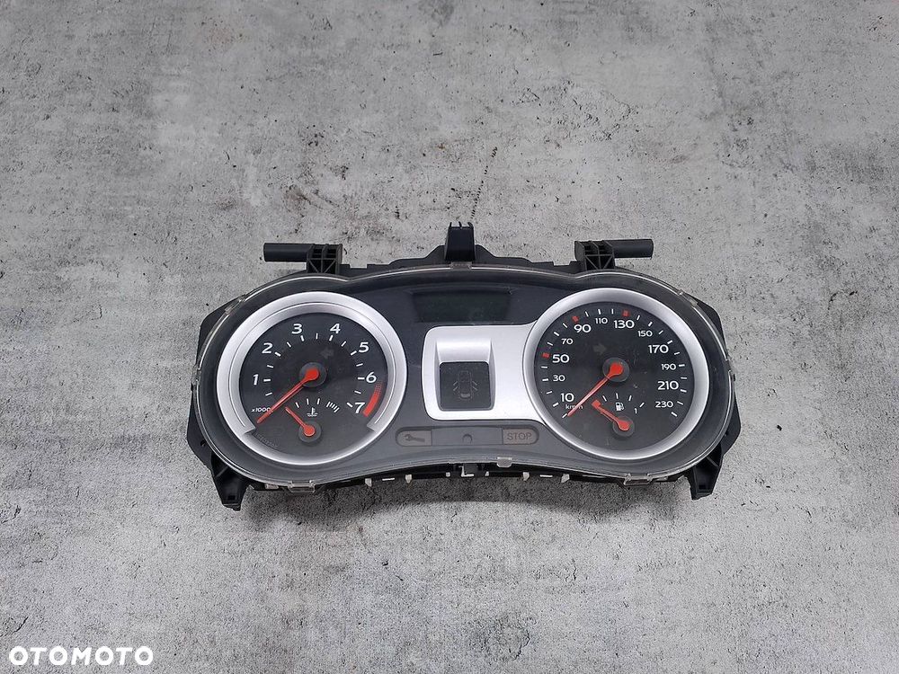 LICZNIK RENAULT CLIO III 8200305019--D 1.2 16V - 1