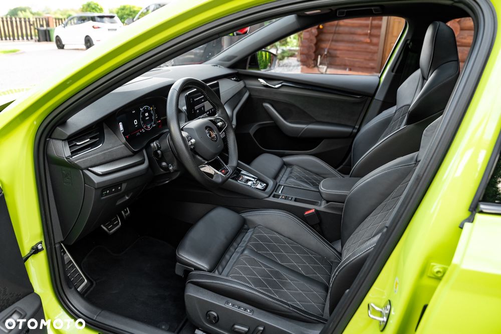 Skoda Octavia 2.0 TDI DSG 4x4 RS - 16