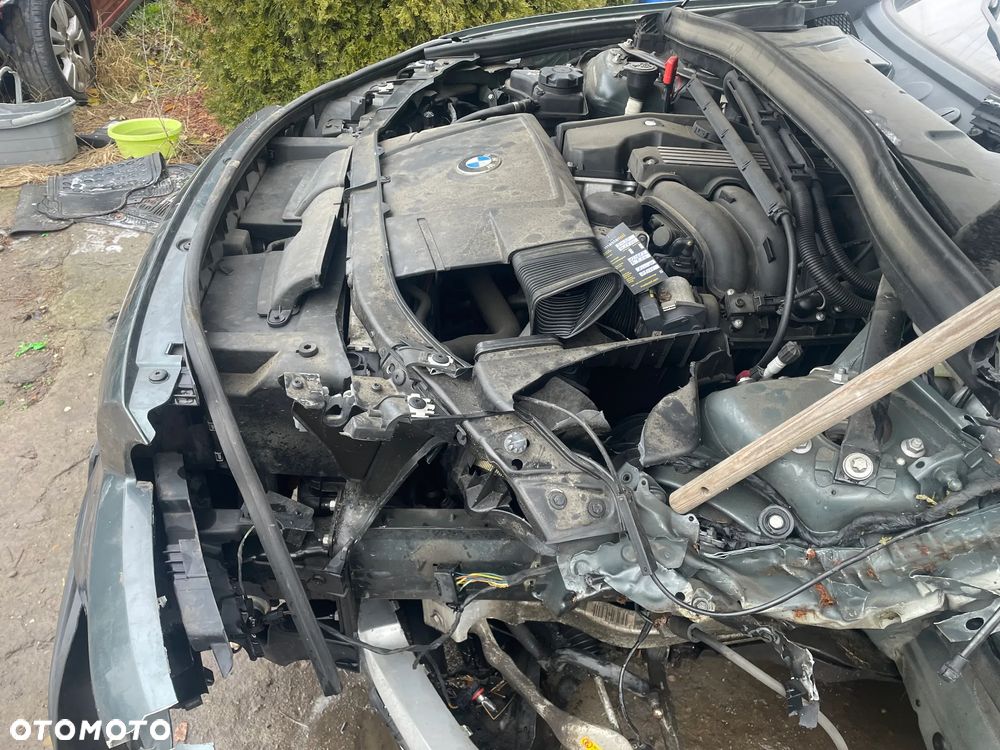 BMW X1 sDrive18i - 11