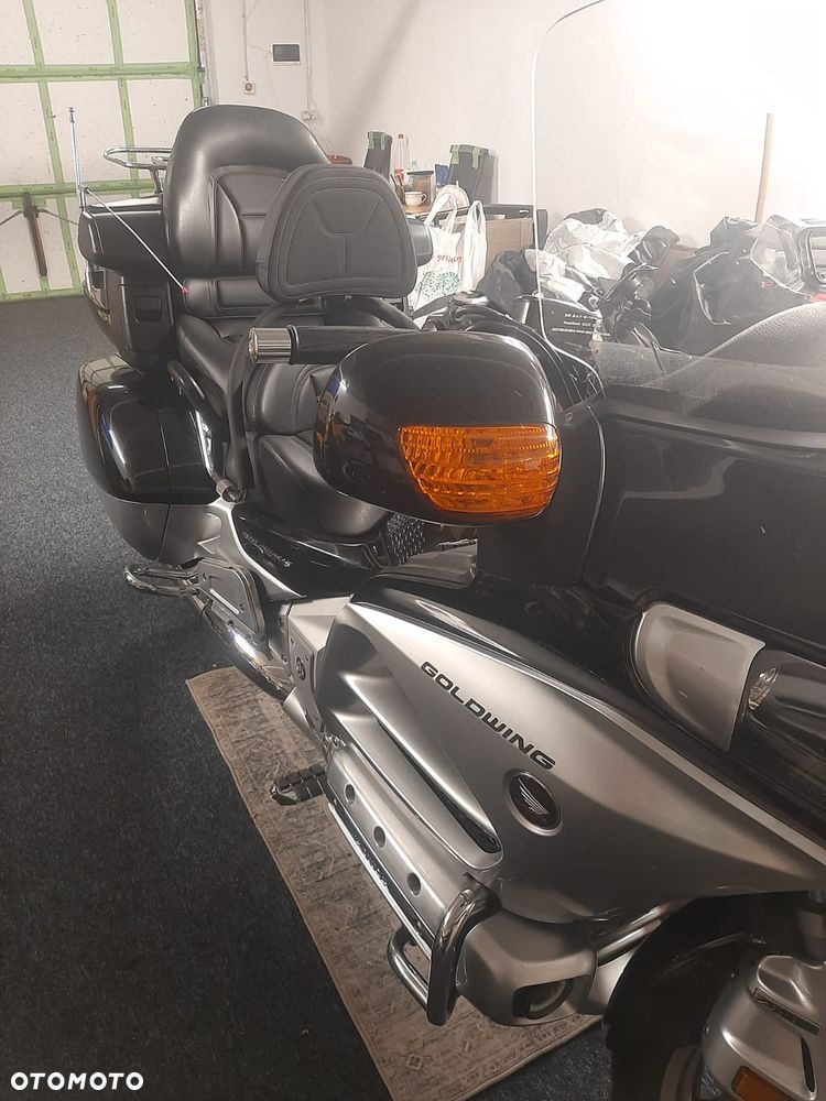 Honda GL - 8