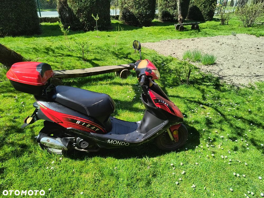 Mondo Motors Hiray - 2