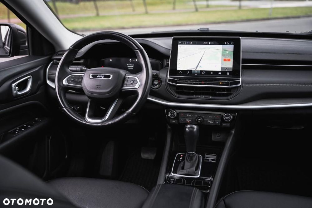 Jeep Compass - 4