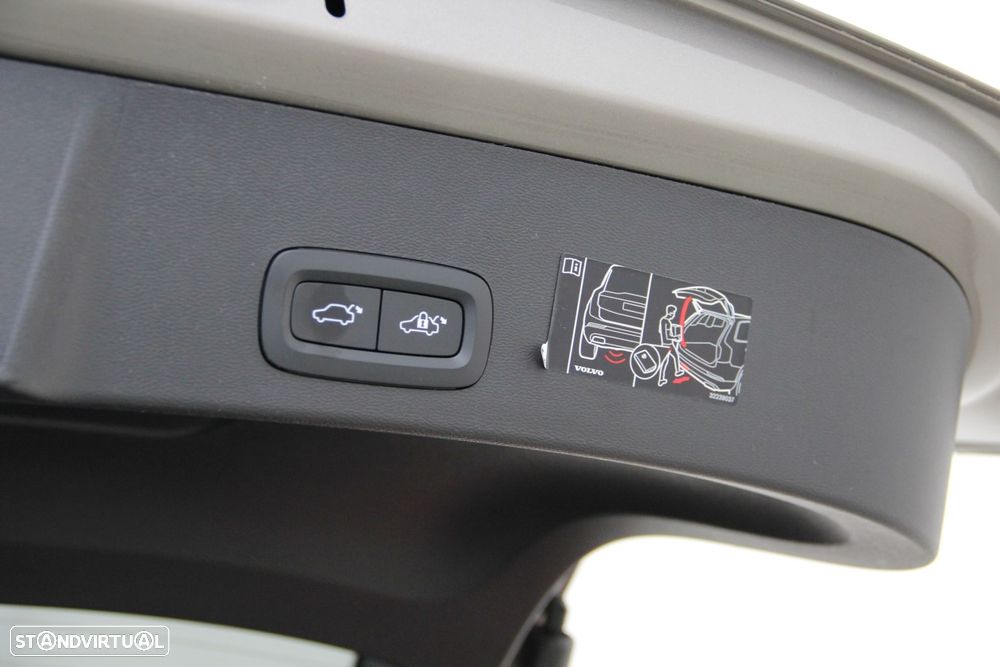 Volvo XC 40 1.5 T5 PHEV Momentum - 29