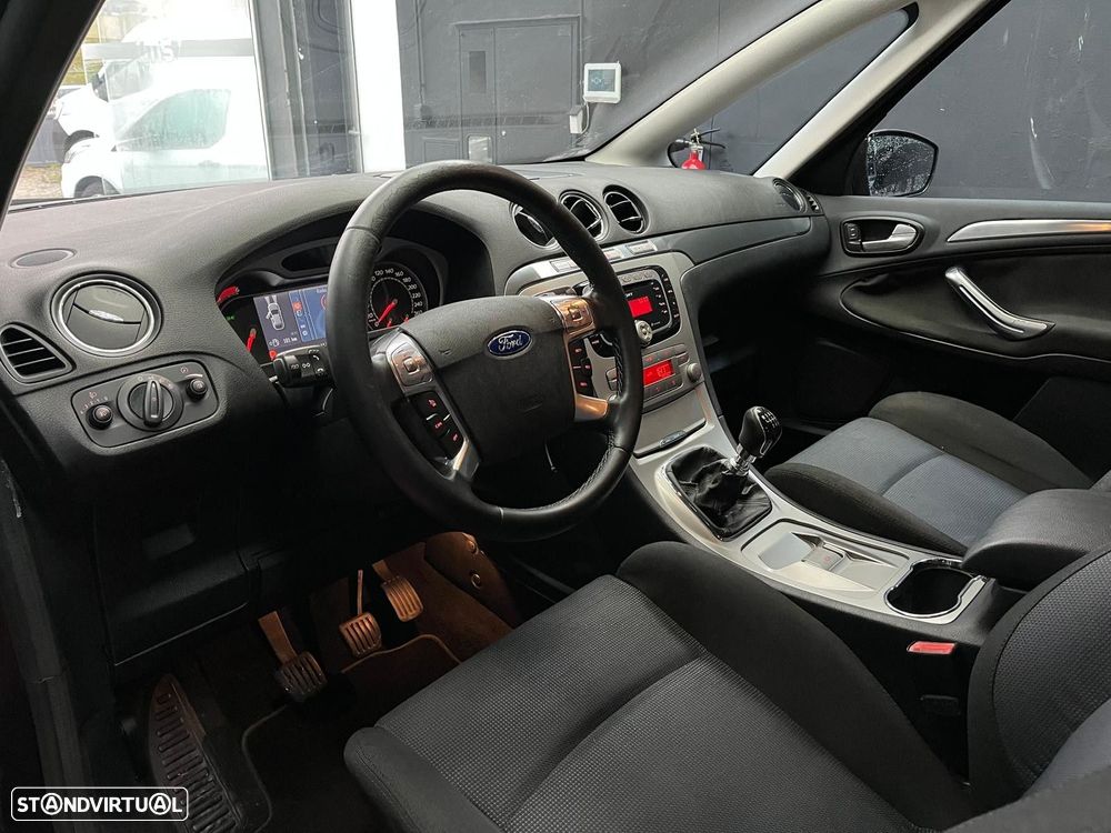 Ford S-Max 1.8 TDCi Titanium 7L - 7