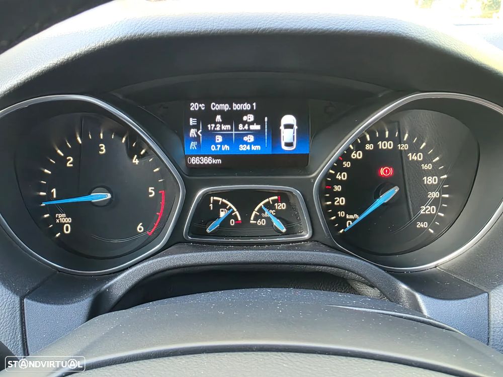 Ford Focus SW 1.5 TDCi Titanium - 16