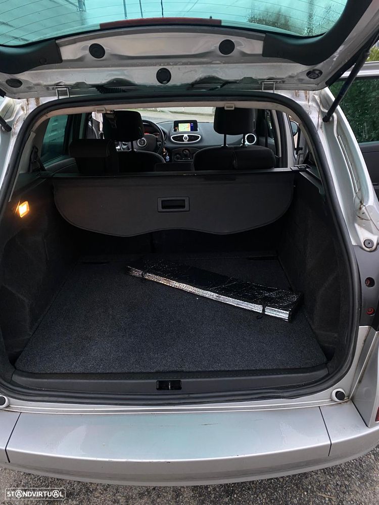 Renault Clio Sport Tourer - 7