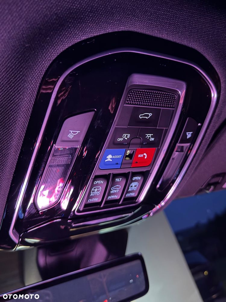 Jeep Grand Cherokee - 10