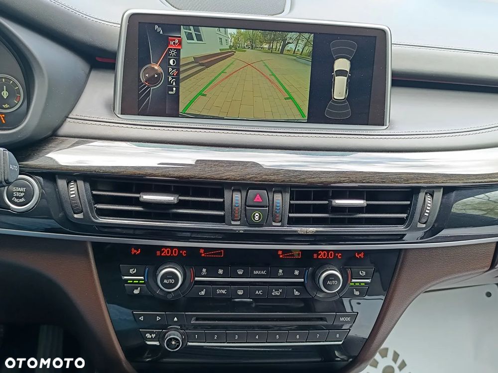 BMW X5 M M50d Sport-Aut - 30