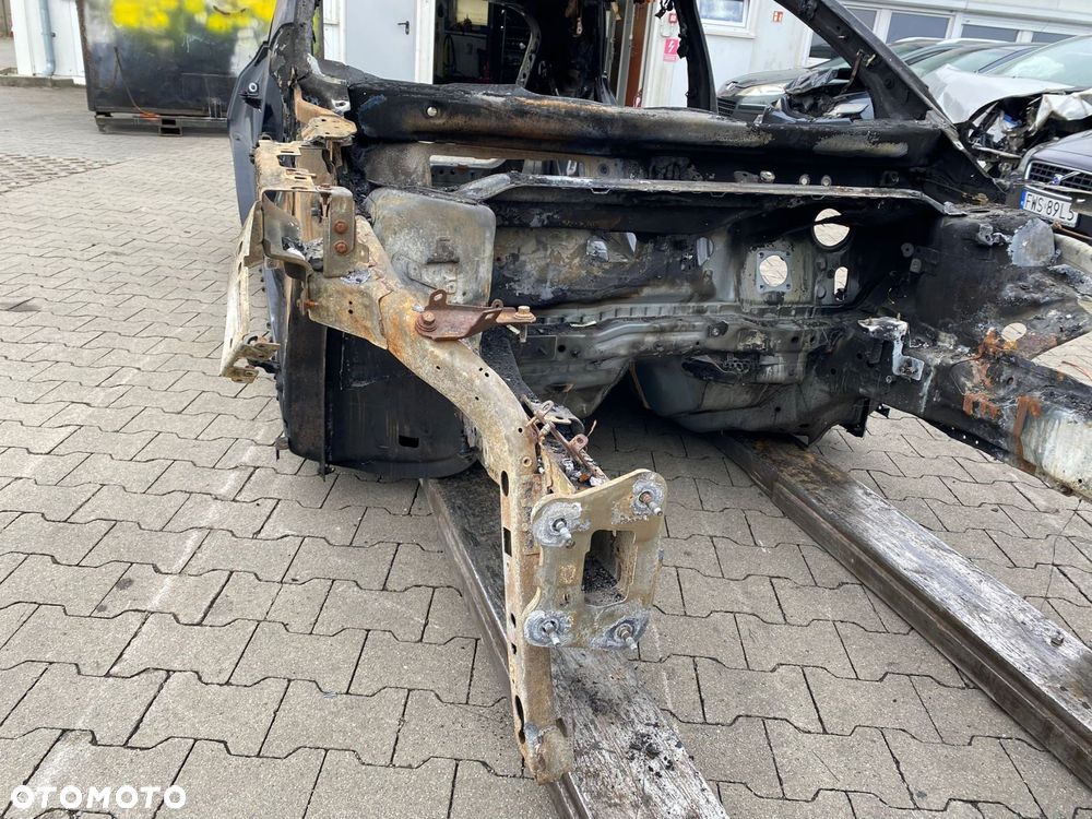 ĆWIARTKA PRAWA PRZÓD PODŁUŻNICA FORD KUGA MK3 III SPALONA - 1