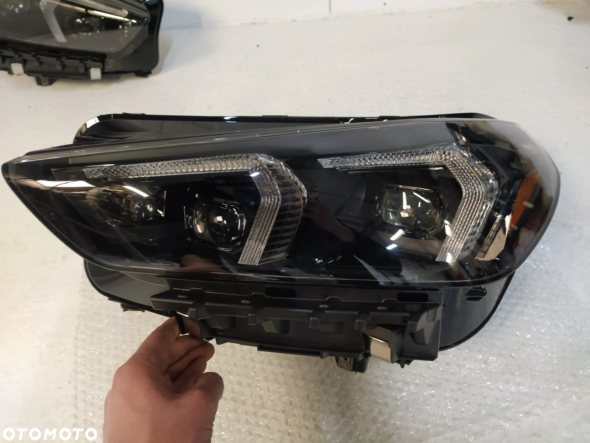 BMW X1 U11 REFLEKTOR LAMPA PRZÓD PRZEDNIA LEWA FULL LED PRZETWORNICA KOMPLETNA USA JASNY ŚRODEK ORYGINAŁ NOWY - 2