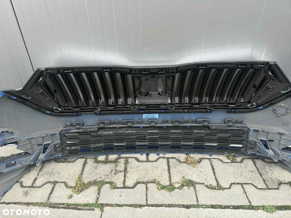 Skoda Octavia IV Zderzak Przód Przedni LF5W 20-24 - 8