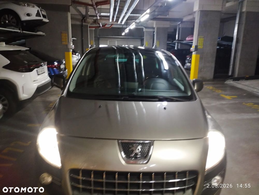 Peugeot 3008 1.6 HDi Premium - 8